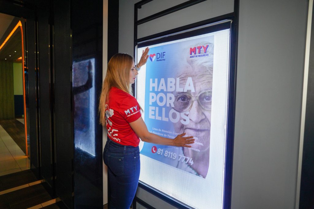 dif-monterrey-habla-por-ellos-linea-de-ayuda-a-los-adultos-mayores