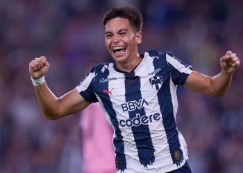 Joaquín Moxica De Rayados Le Dedica Su Primer Gol A Su Mamá