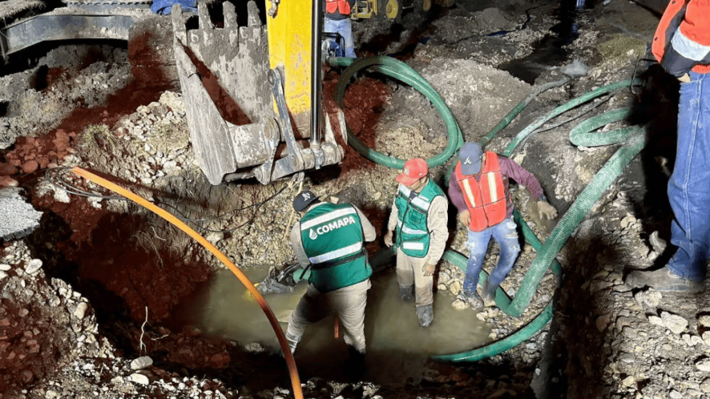 ruptura-de-tubería-Acueducto-Guadalupe-agua-potable-pipas-de-agua